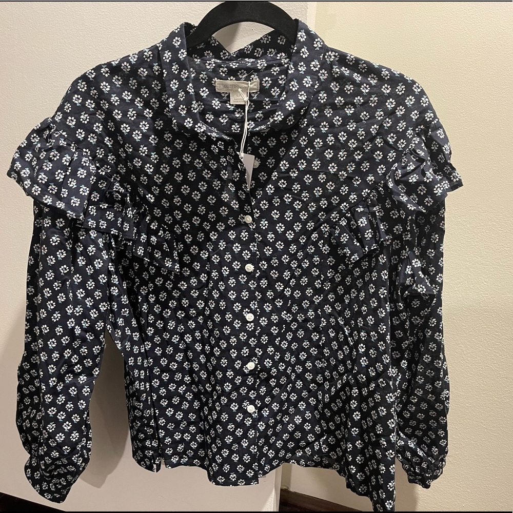NWT Outerknown Blouse. Womens Small